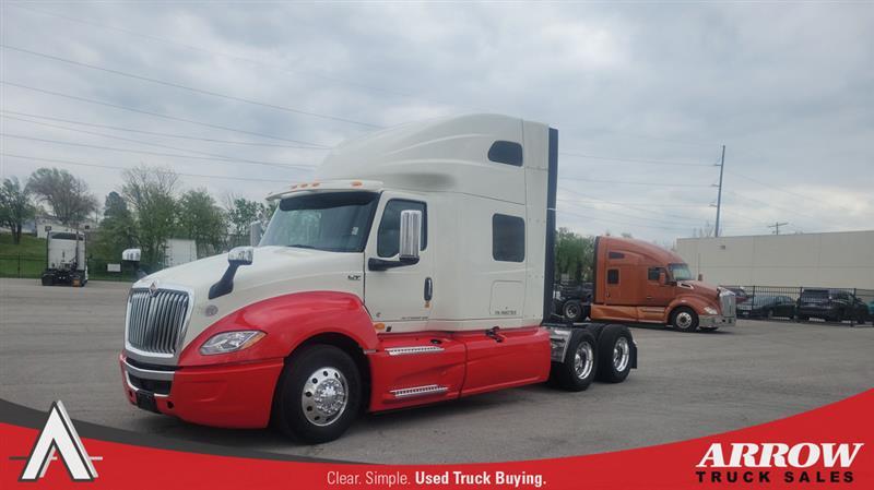 2022 International LT625