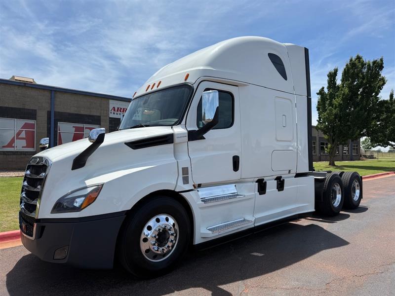 2020 Freightliner Cascadia